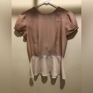 F21 feminine back zipper blouse pink and off white XS